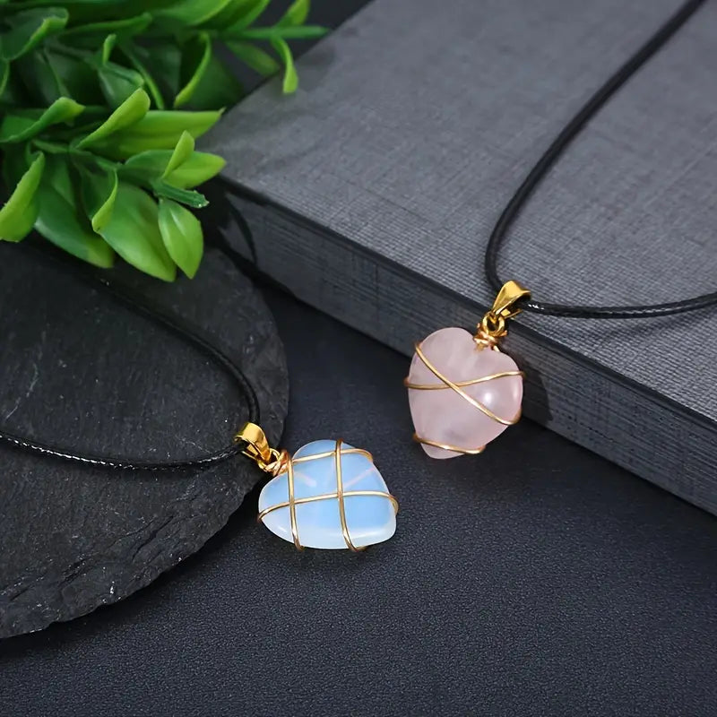 Elegant Heart-Shaped Pendant Necklace for Women - Stylish Jewelry Gift