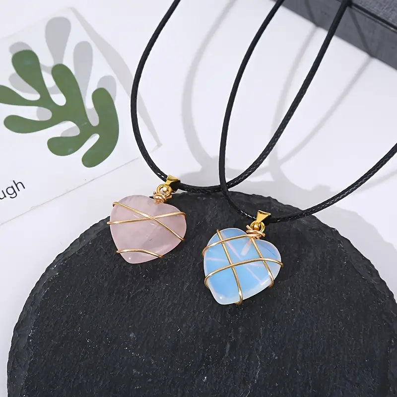 Elegant Heart-Shaped Pendant Necklace for Women - Stylish Jewelry Gift