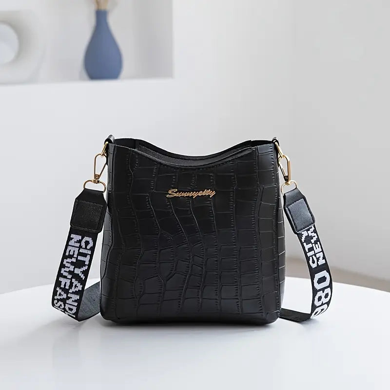 Crocodile Pattern Crossbody Bag – Stylish & Chic
